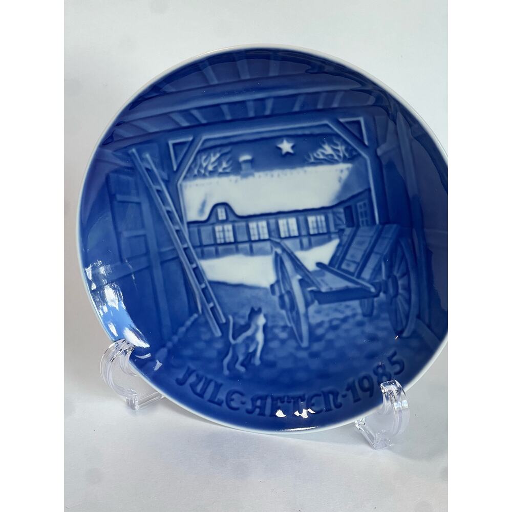 1985 Christmas Eve in the Farmhouse Copenhagen porcelain bing and grondahl